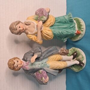 Vintage figurines couple
